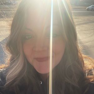 Meet your Posher, Janel